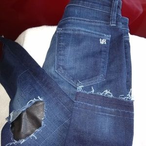 Bebe Ripped Skinny Jeans in Medium Wash - Size 26